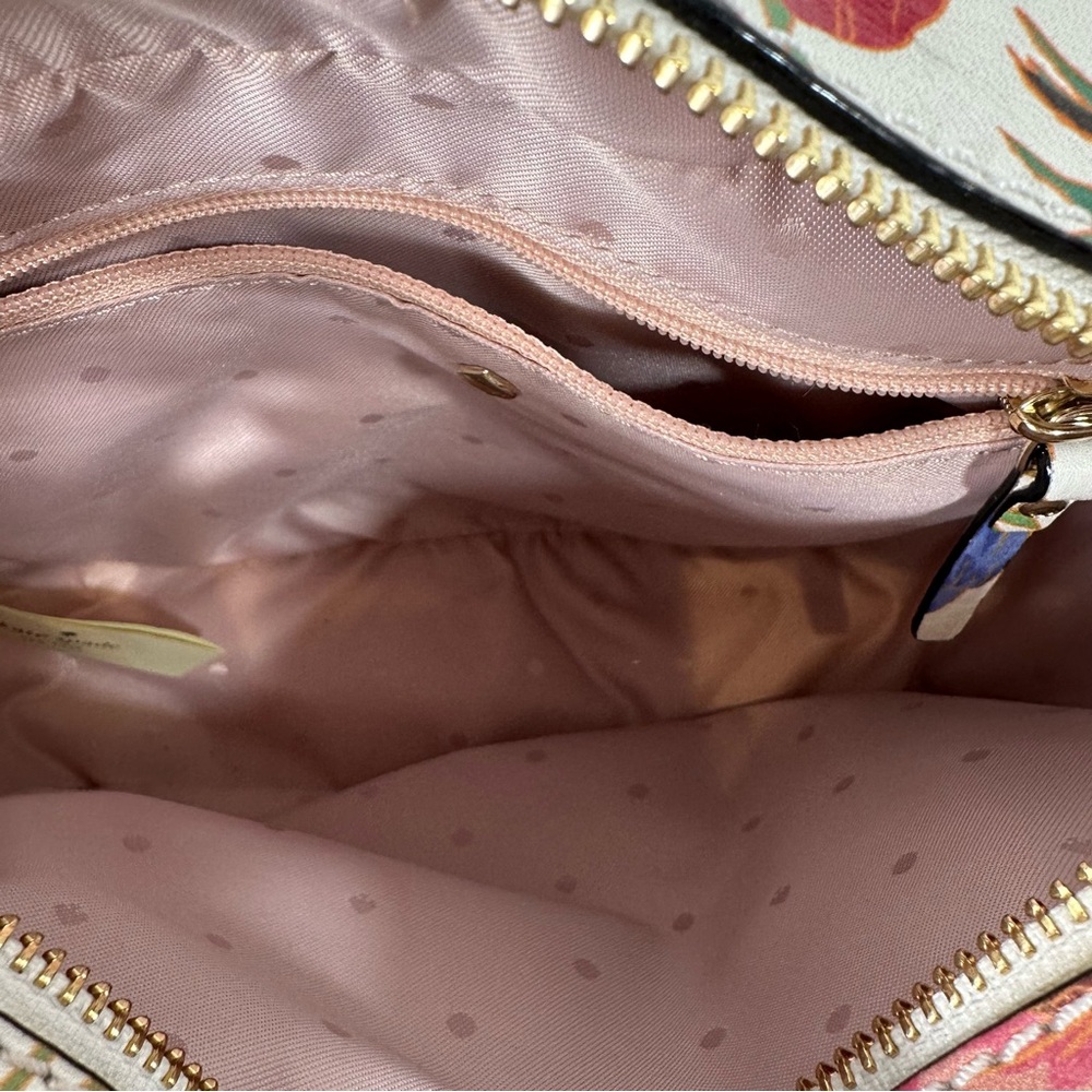Kate Spade Floral Print Arla White Leather Crossbody Camera Bag - Picture 13 of 16